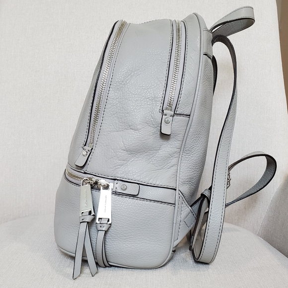 Michael Kors Rhea Small Bookbag Pearly Grey - Picture 7 of 10